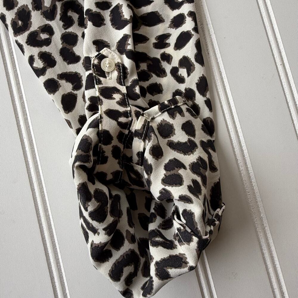 Talbots Size L Animal Print Buttondown Blouse Rol… - image 5